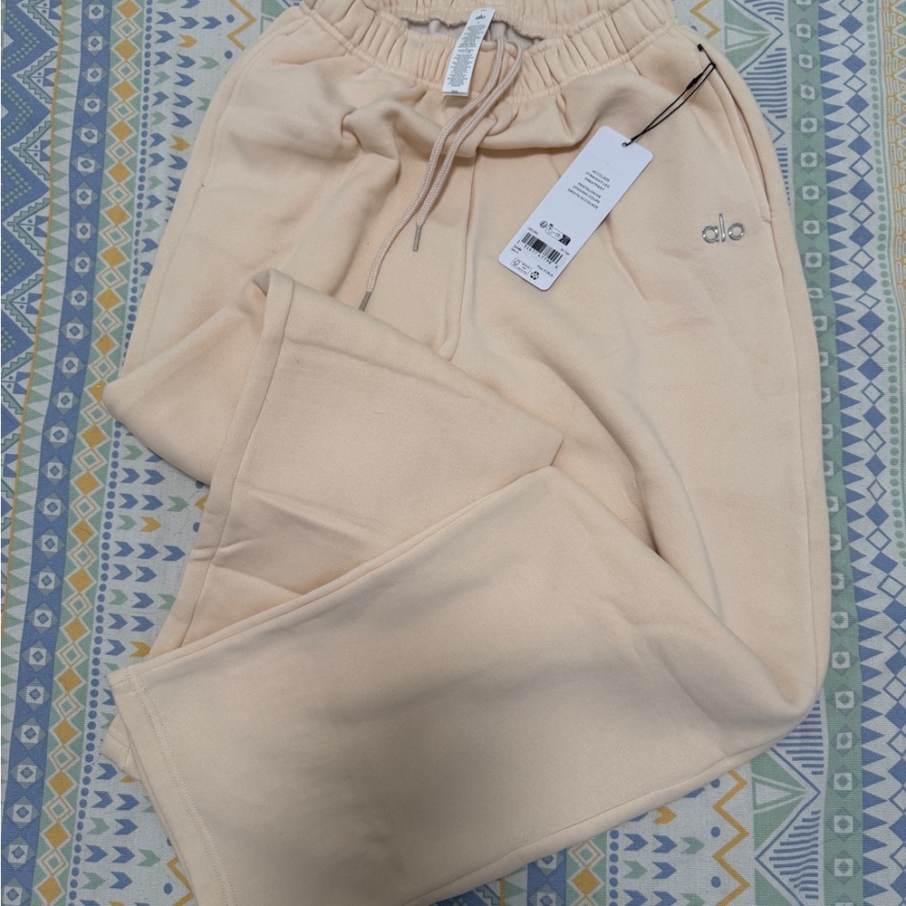 ALO Yoga Full Zip Hoodie And Sweatpant Set Oat Milk Size S - Picture 8 of 10
